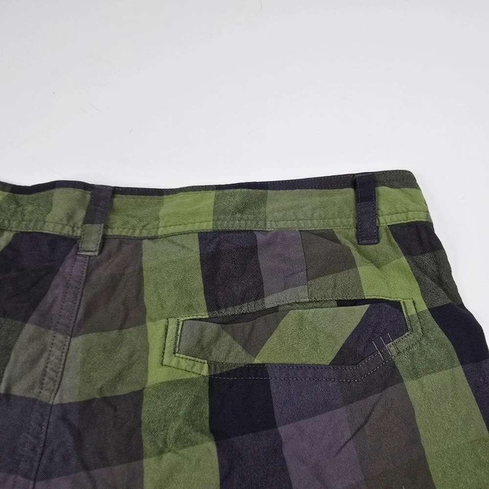 Lululemon Shorts Mens 36‎ Green Black Plaid Lined Athletic Drawstring Pockets